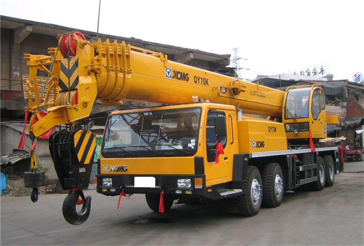 秀屿区吊车出租选择重点